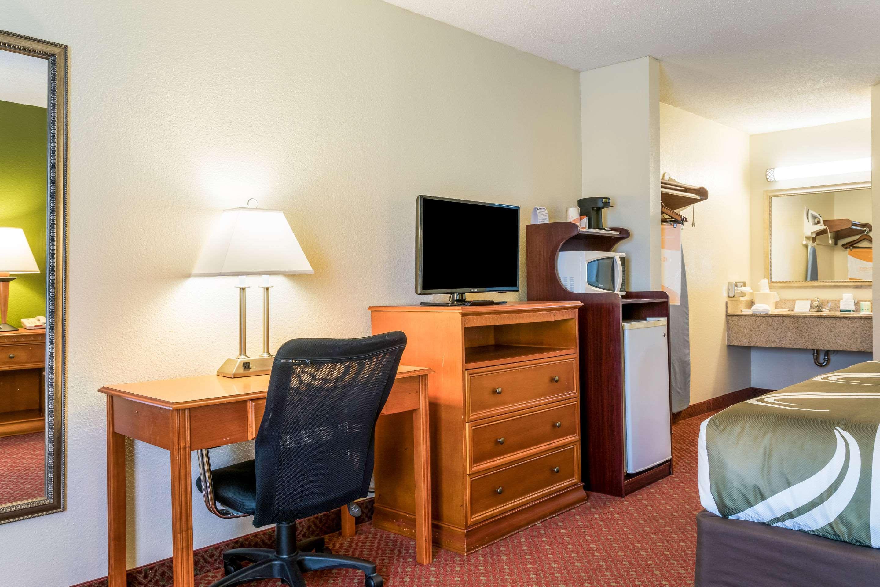 Quality Inn North Battleboro Esterno foto