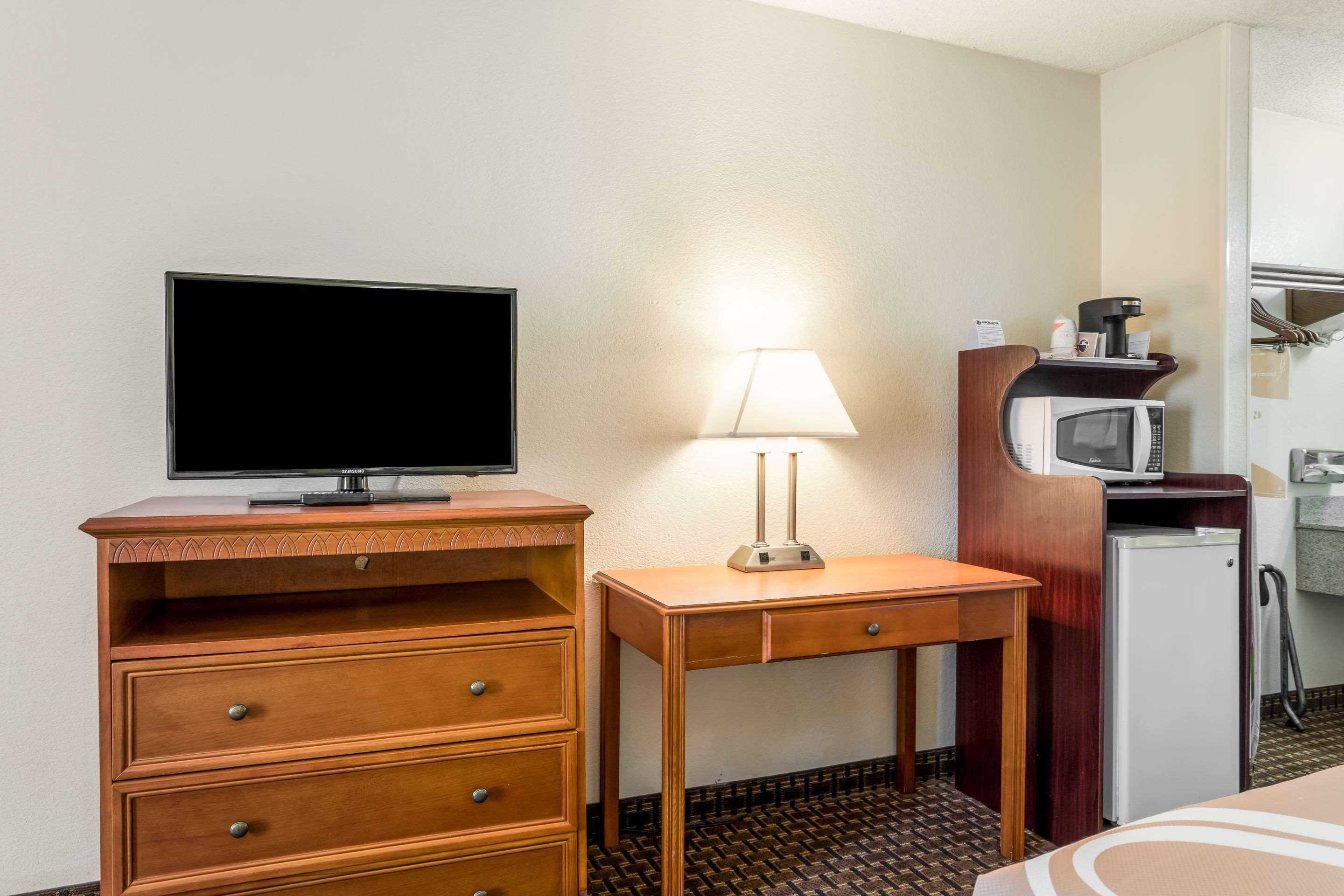 Quality Inn North Battleboro Esterno foto