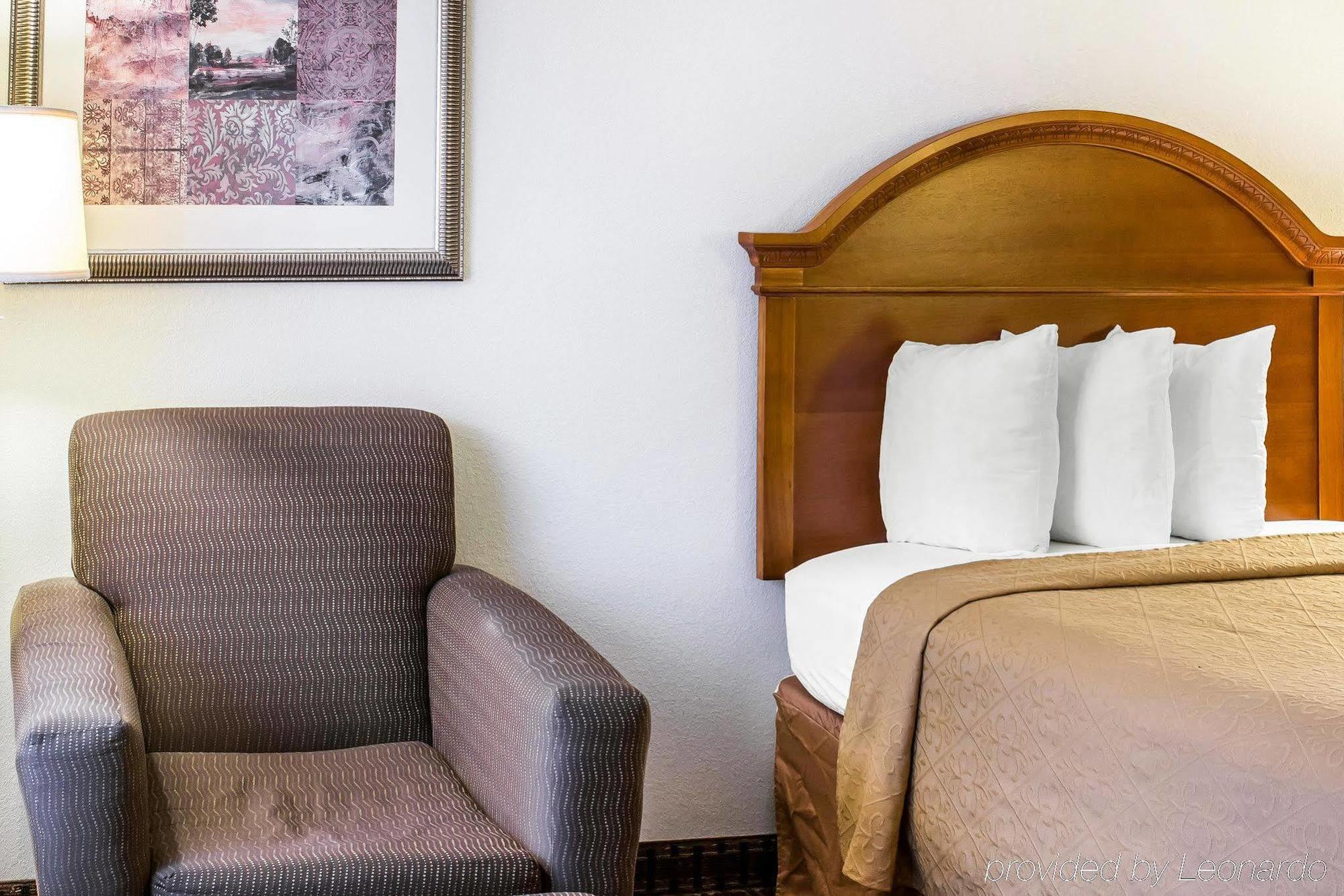 Quality Inn North Battleboro Esterno foto