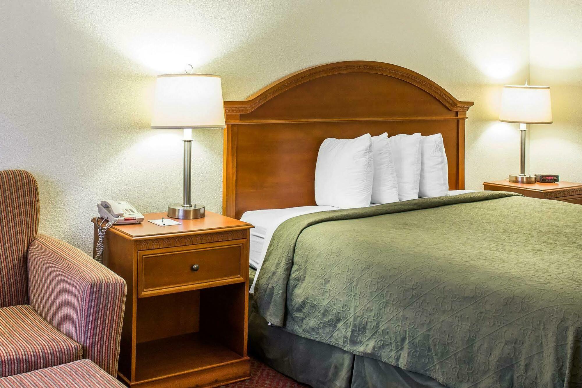Quality Inn North Battleboro Esterno foto